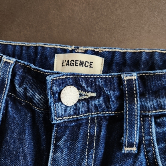 L'agence Jones Ultra High Rise Straight Leg Stovepipe Jeans Size 26 NWT $295 - Picture 5 of 9